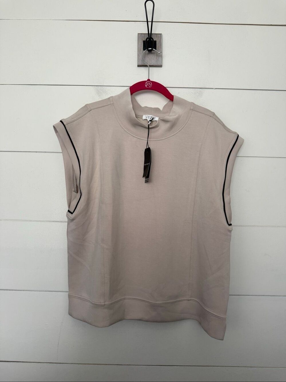 Tribal Sport Women’s Small Taupe Sleeveless Top Blouse New
